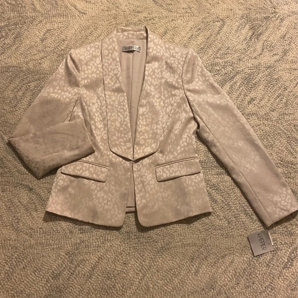 Kasper Jackets & Blazers - Kasper Champagne Animal Print Blazer